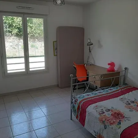 Appart Terrasse Ensoleillé 15 Mn Centre Nice Et Monaco Appartement *
